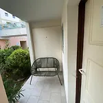Cannes, Magnifique T2 Villa Vue Mer, Piscine, Garage
