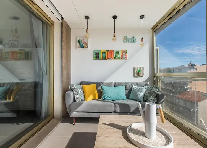 Lb Vacation Rentals I Admire Panoramic Ocean Views Through Walls Of Windows
