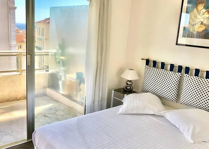 C018-Bel Appartement Lumineux A Cannes - Proche Plage