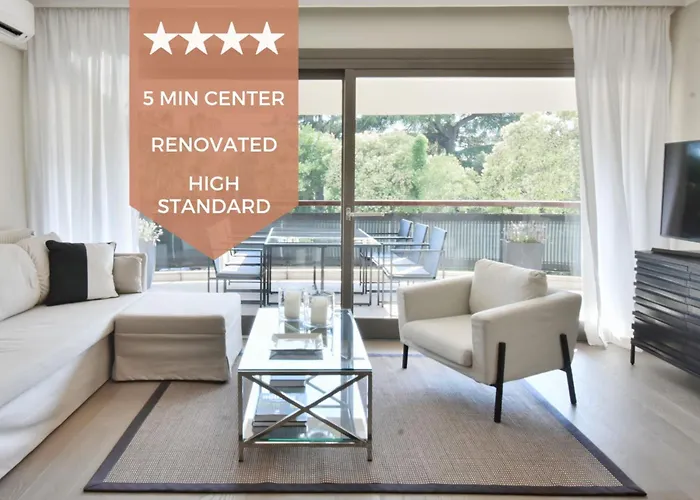 Cannes - 2-Br Flat 15-Min Walk To The Beaches