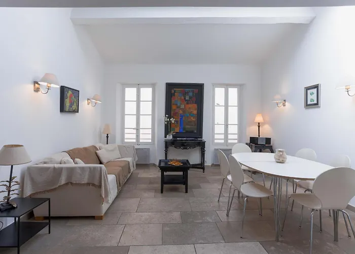 Maison Julia- Triplex Avec Rooftop Terrasse Vue Sur Mer Et Cathedrale, 10 Mins A Pieds Du Palais Et Plages