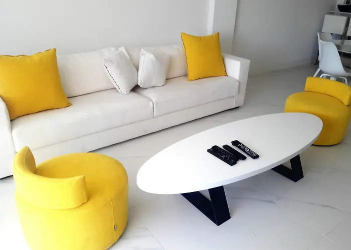 Luxurious 3 Bedroom Apt At La Croisette