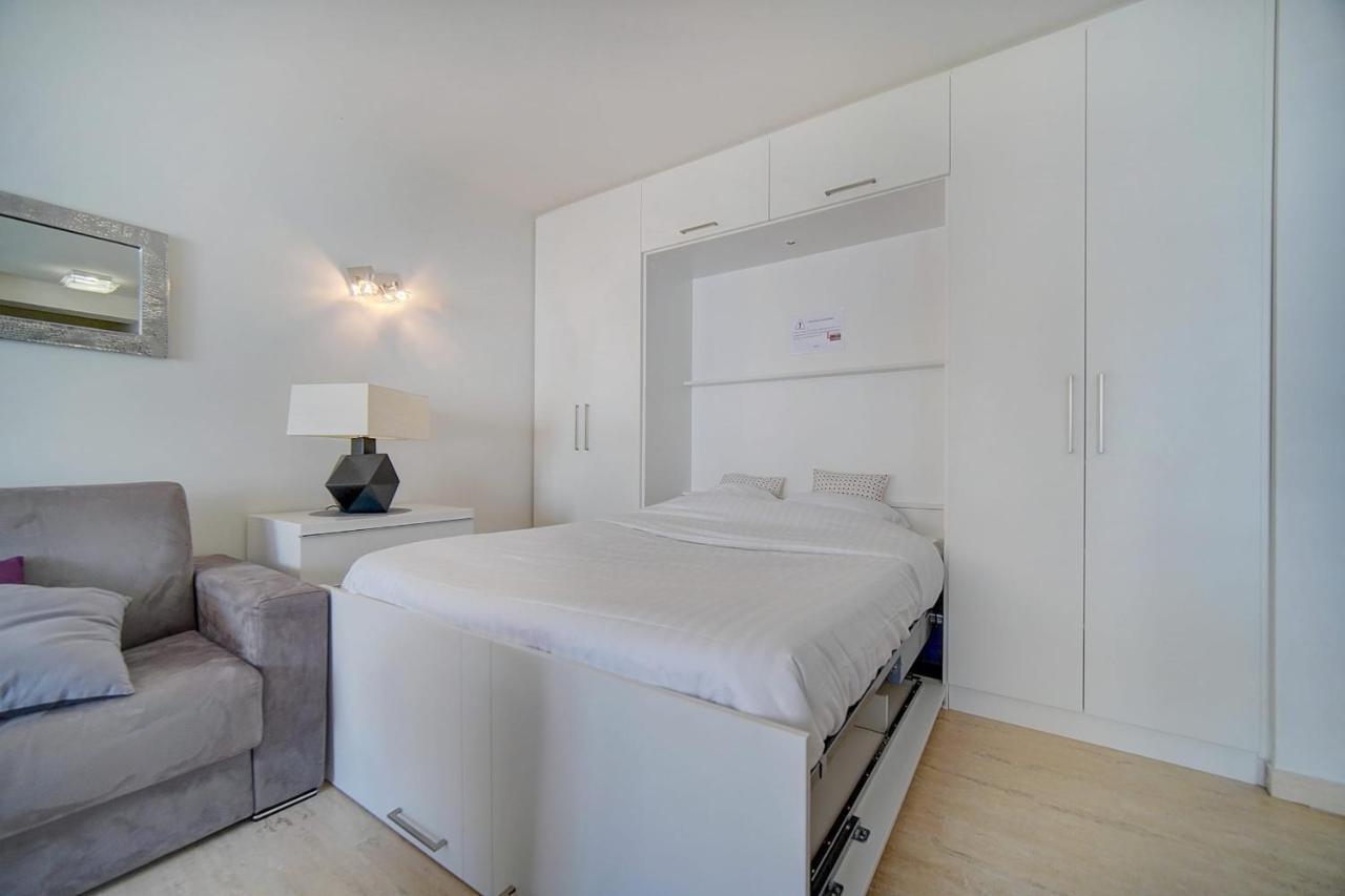 Immogroom - 5 Min From - Terrace - Ac - Parking *