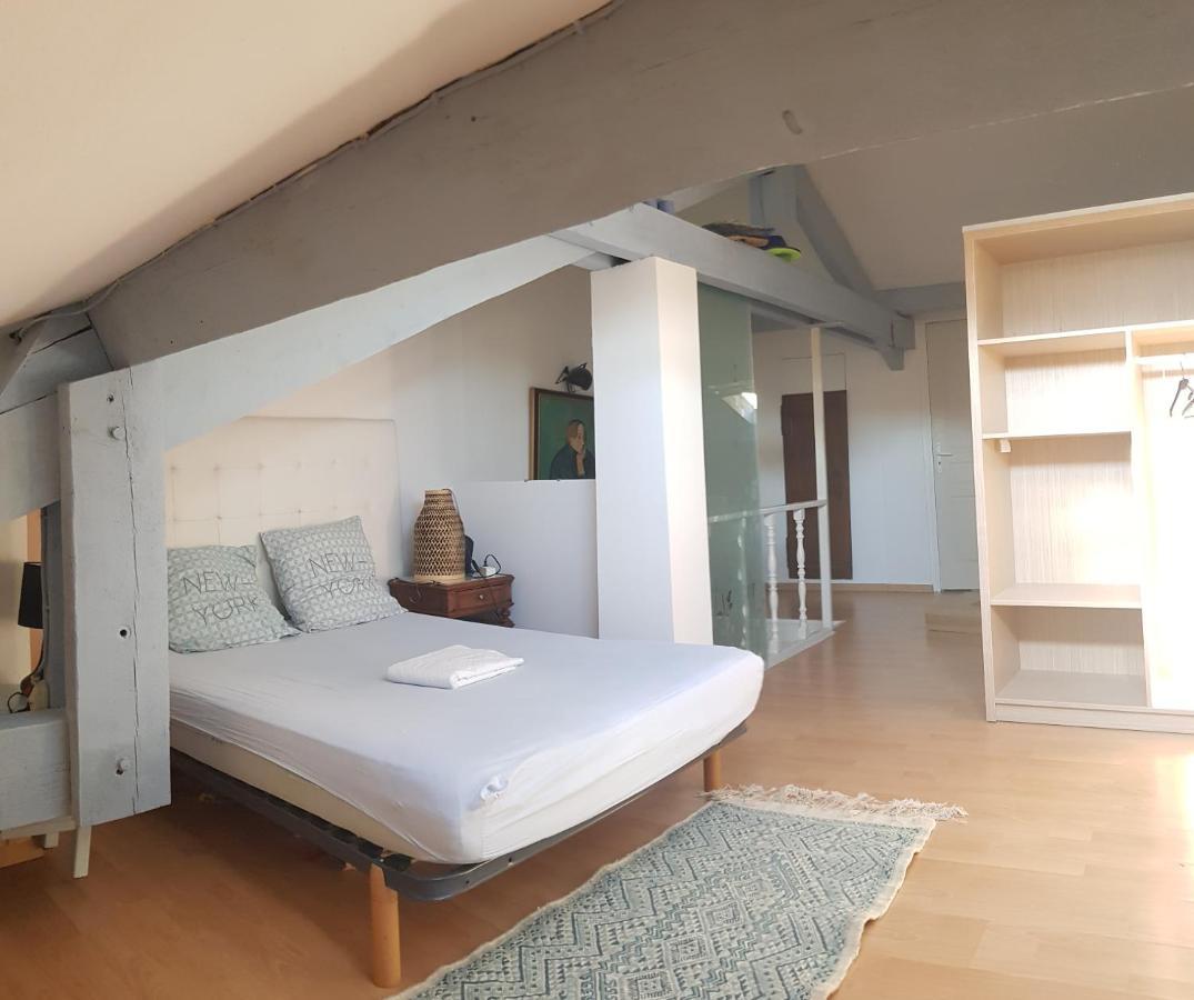 Happydays Spacieux Duplex-garage Apartment *
