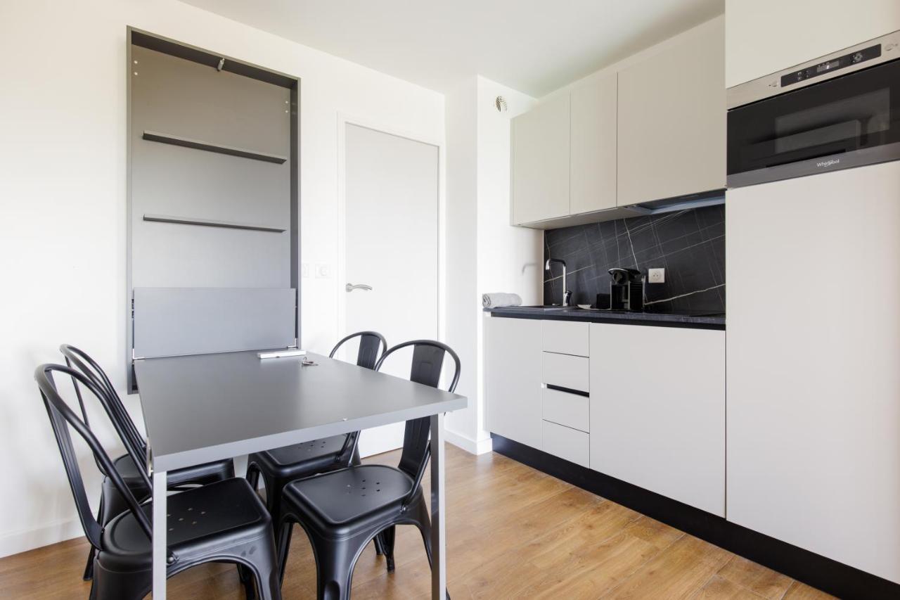 118 - Piscine - 50 Metres Plage - Terrasse - Clim - Wifi Apartment Cannes