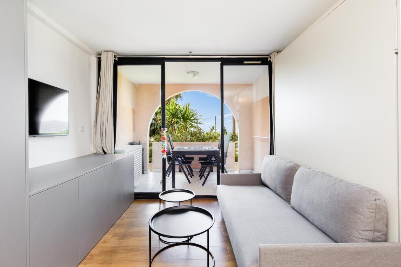 Apartment 118 - Piscine - 50 Metres Plage - Terrasse - Clim - Wifi Cannes