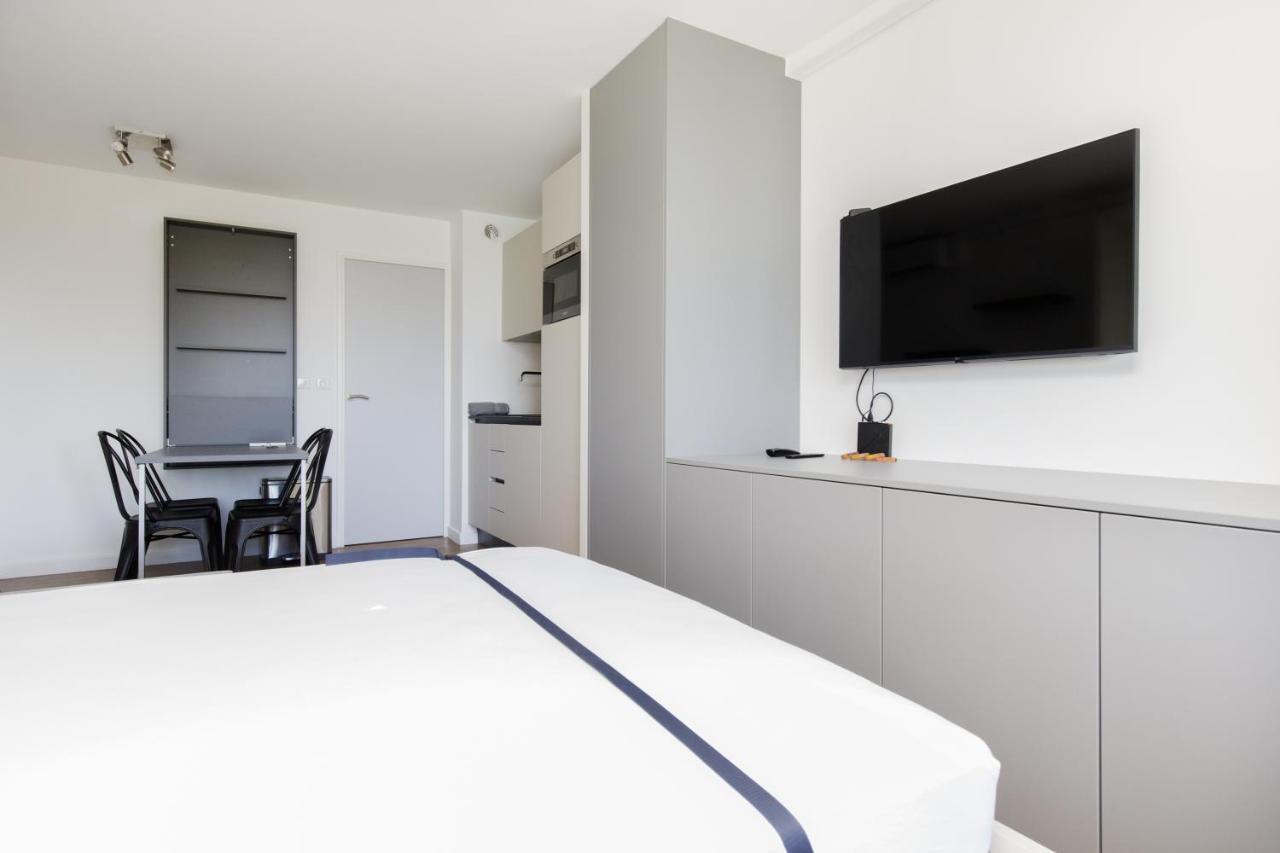 Apartment 118 - Piscine - 50 Metres Plage - Terrasse - Clim - Wifi