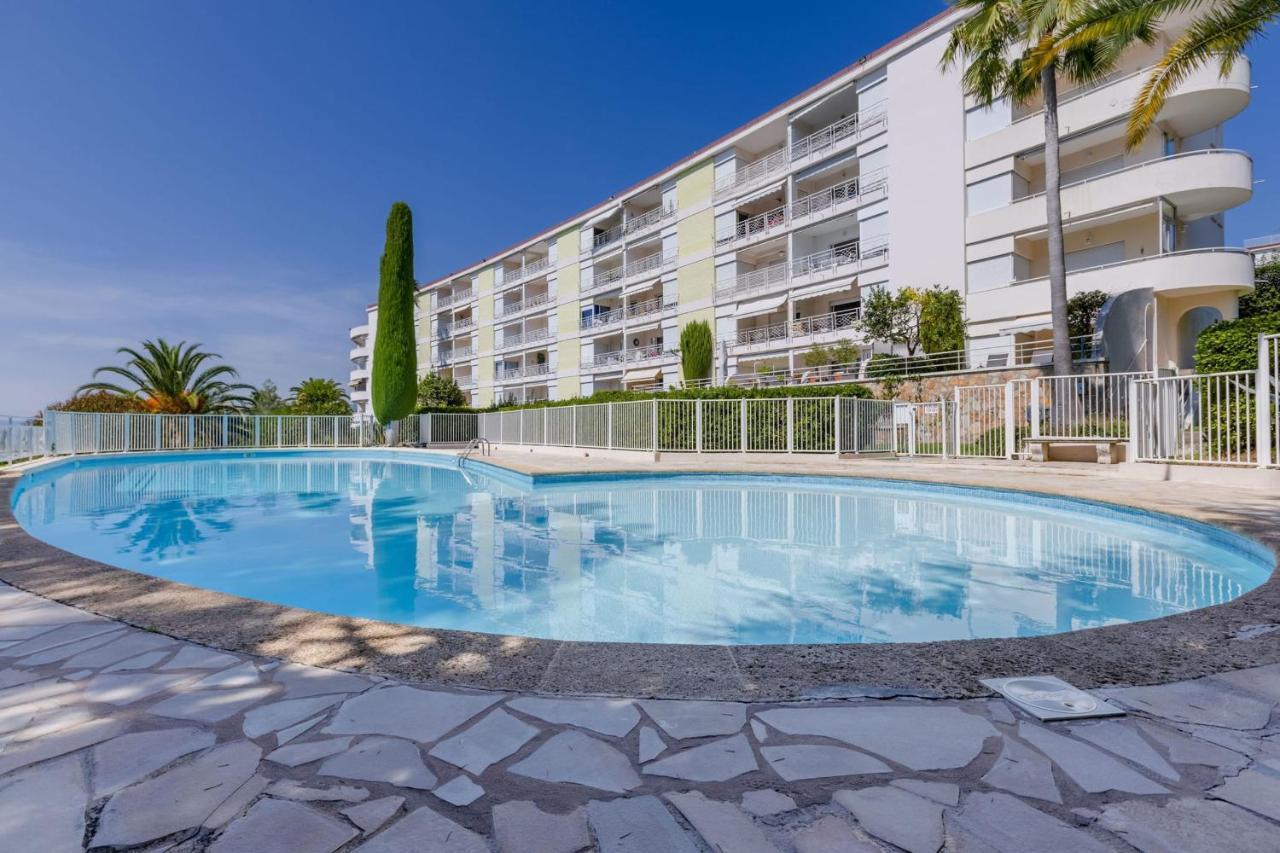 Apartment Kikiloue Terrasse Vue Résidence De Standing Piscine *