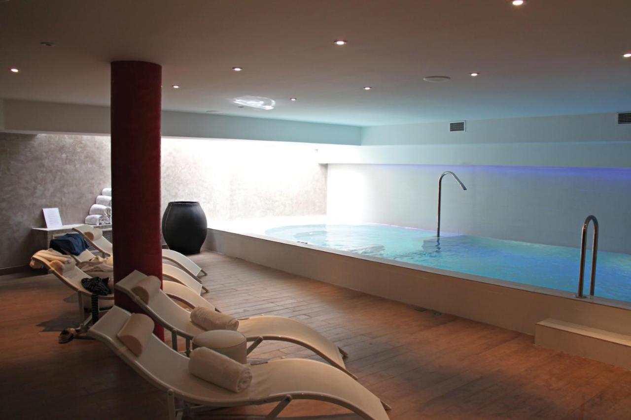 Hotel Montaigne &
