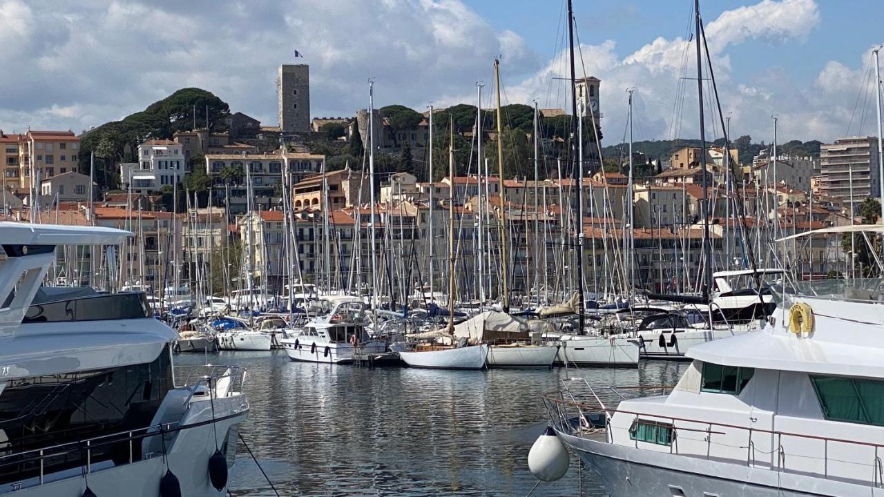 Cannes, Magnifique T2 Vue Mer, Piscine, Garage * Cannes