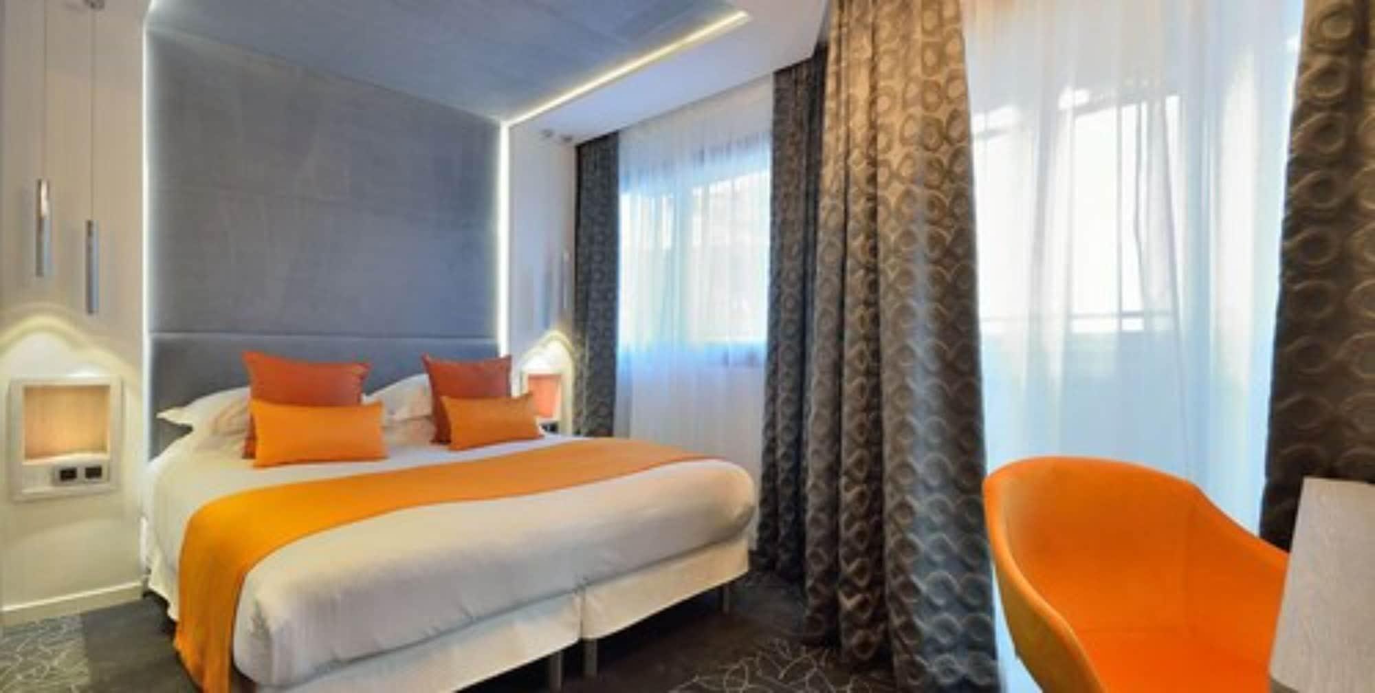 Hotel Cezanne 4*
