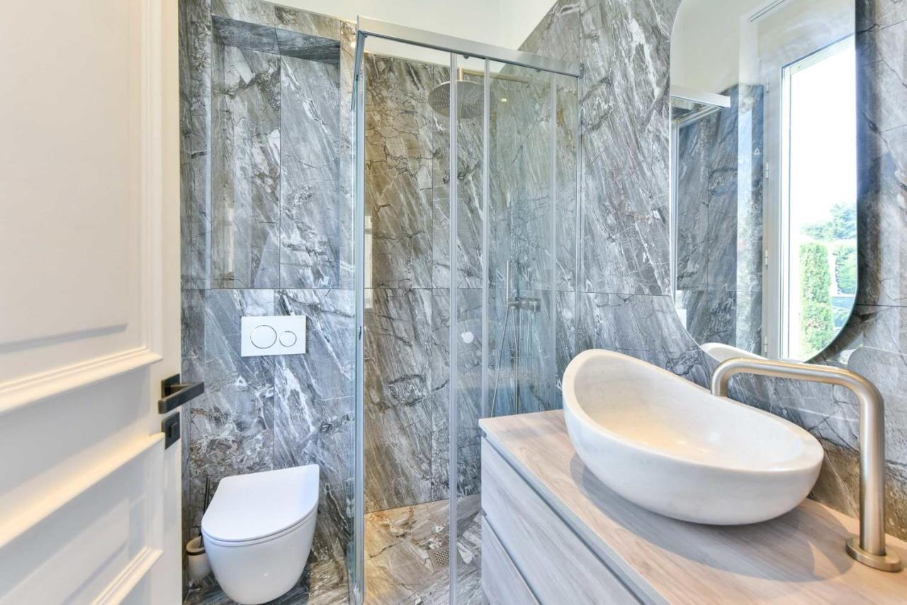 Villa Luxueuse With Pool 7bd14p - *