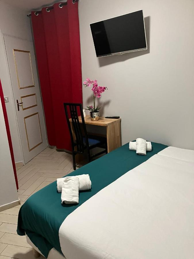 Arcotel 4 Minutes Du Palais Des Festivals - New Management New Team - Old Revievv Cannes