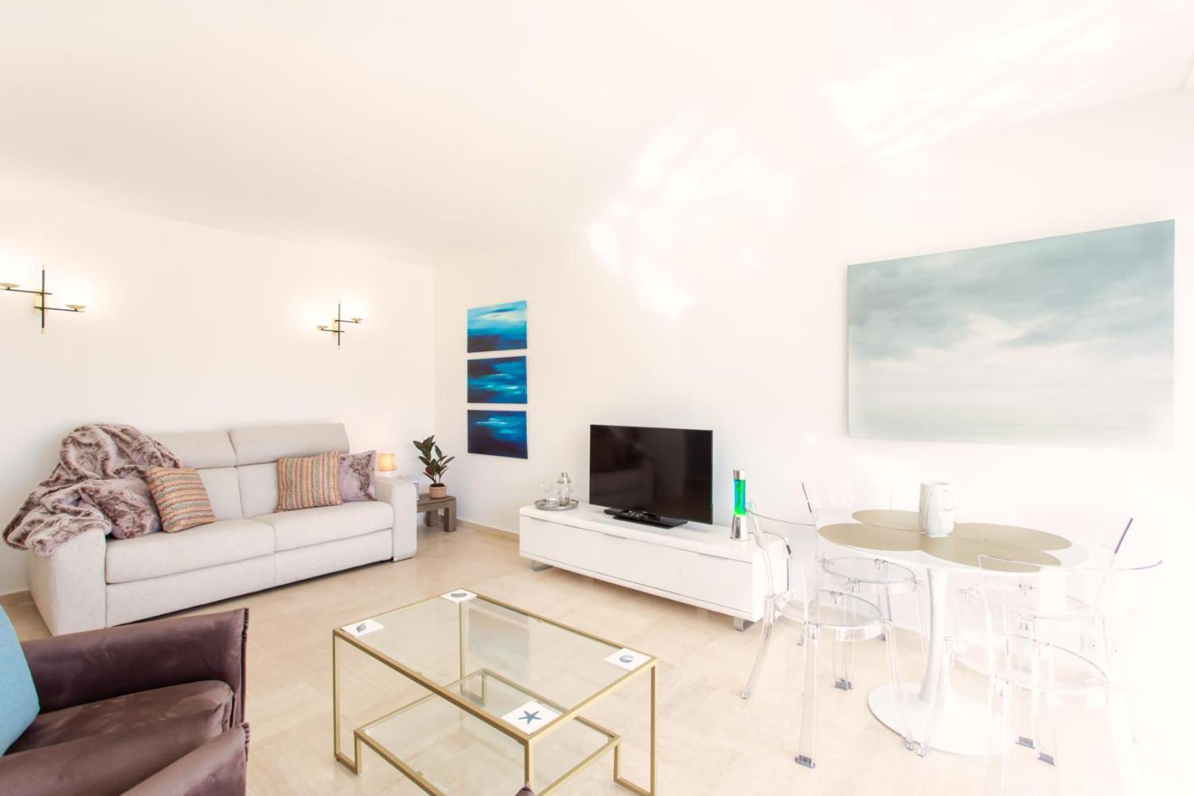 Apartment C7 - 1 Bdr Pointe Croisette 5min Sea - Parking, Ac & Terrace