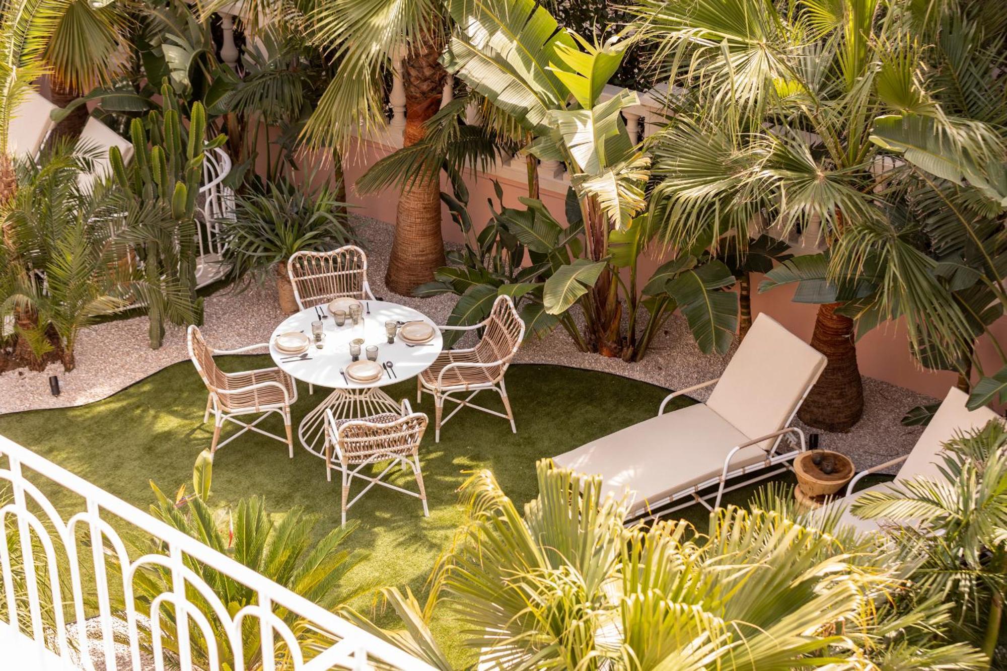 Aparthotel Maison Carla Rosa *
