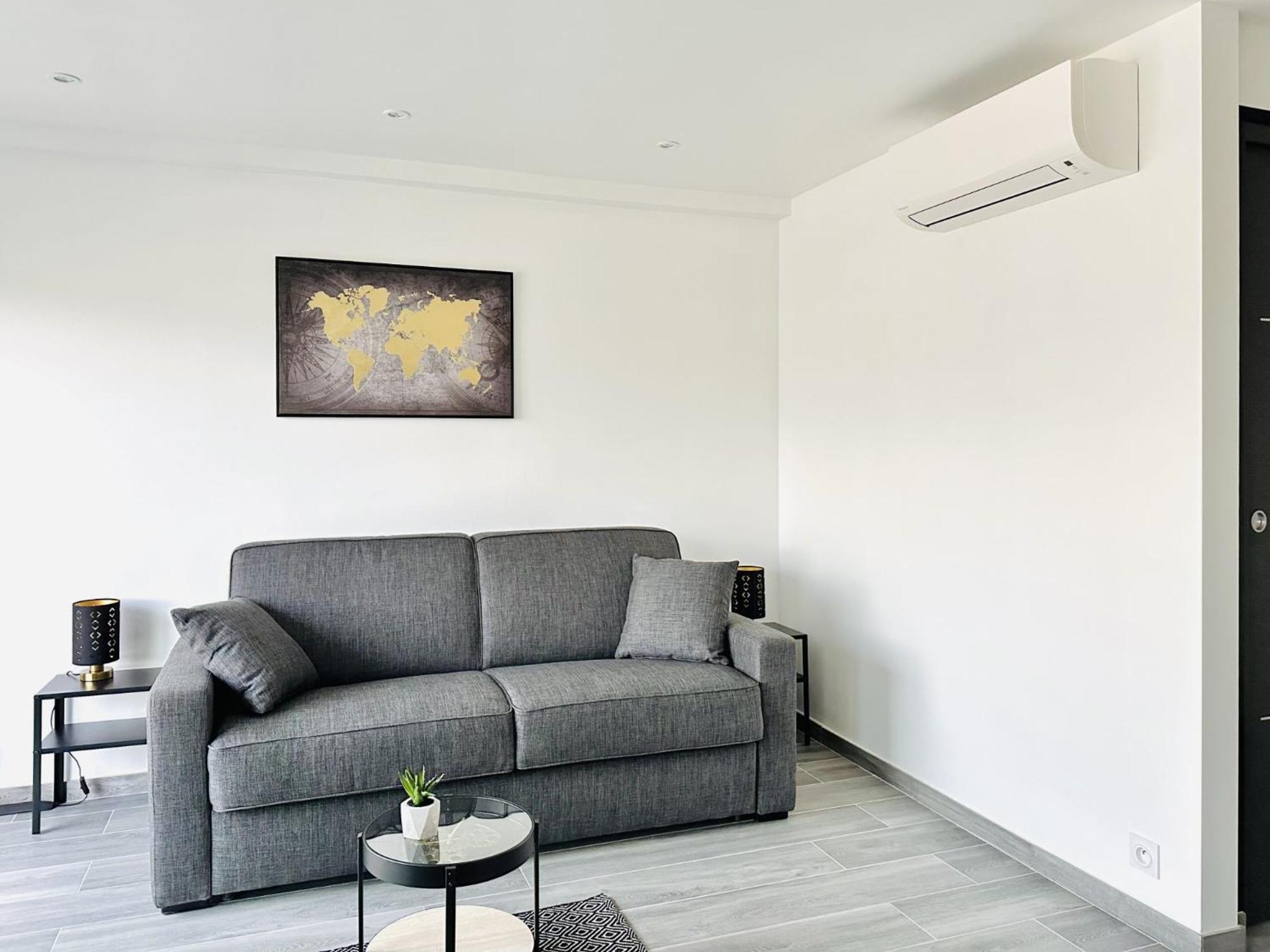 Apartment Le Royal Carnot - - Centre Terrasse