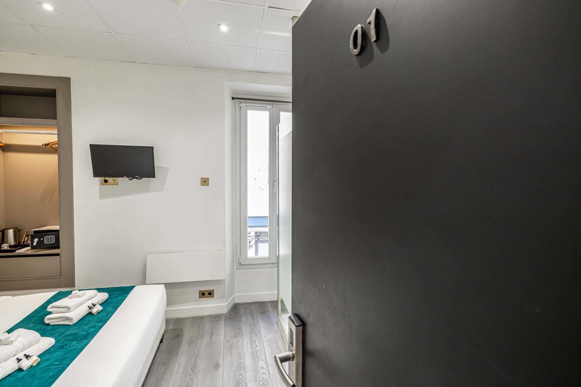 Avaton - 1 Min Du Palais - Centre Inn