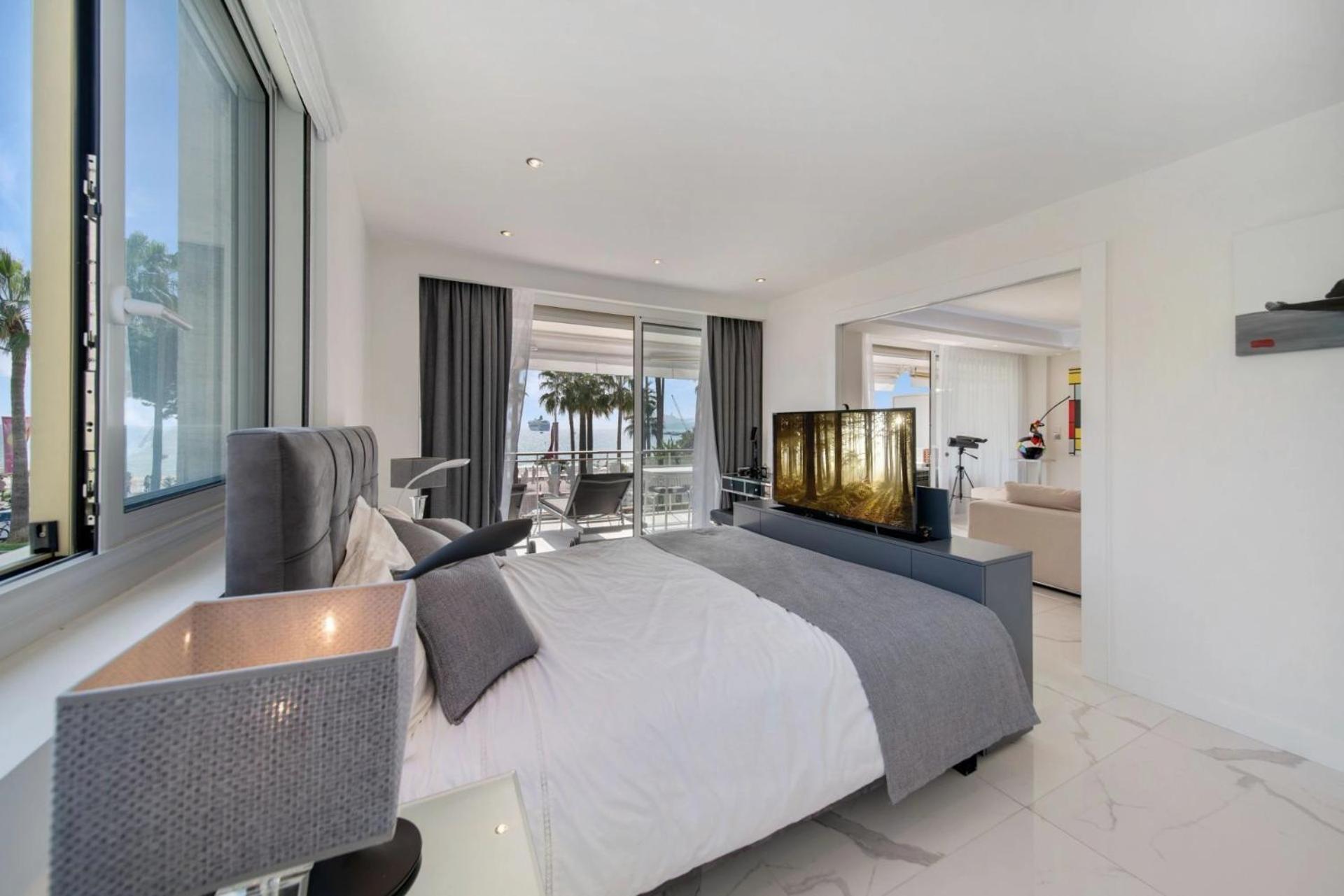 Apartment Ref 1337 - Croisette - Vue Cannes