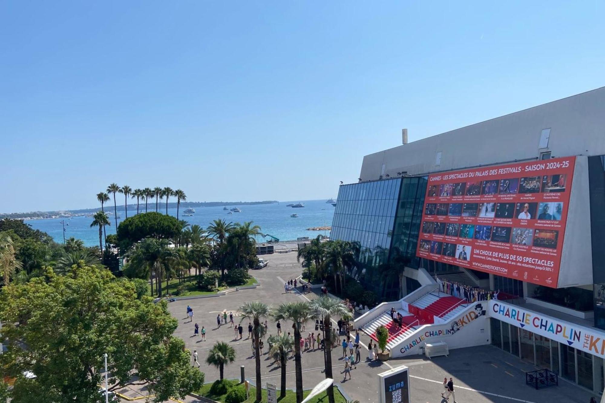 Ref 1943 - Centre - For Rent Cannes