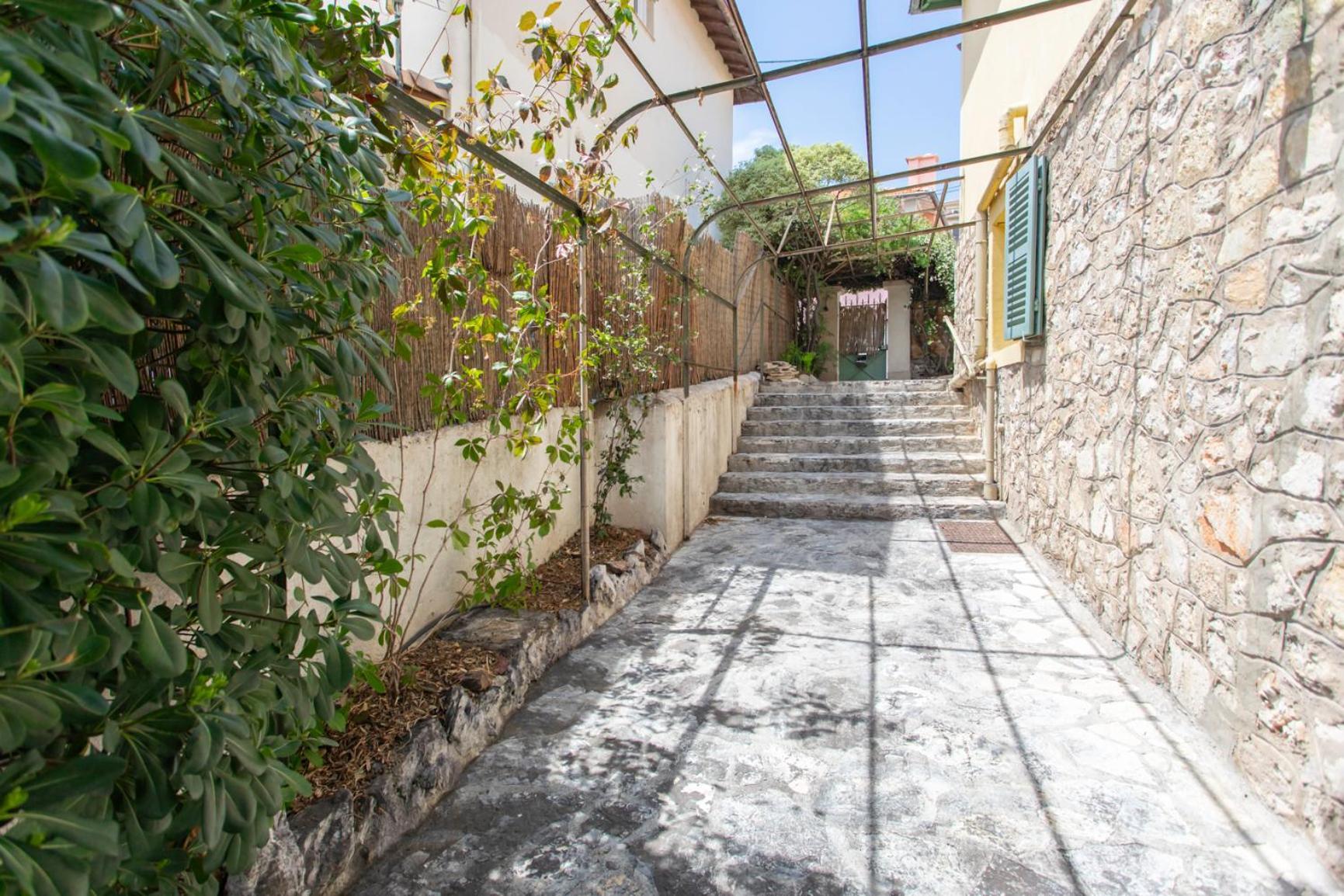 C8 - Lovely House 4 Bdr - Pool, Ac, Garage & Wifi * Cannes