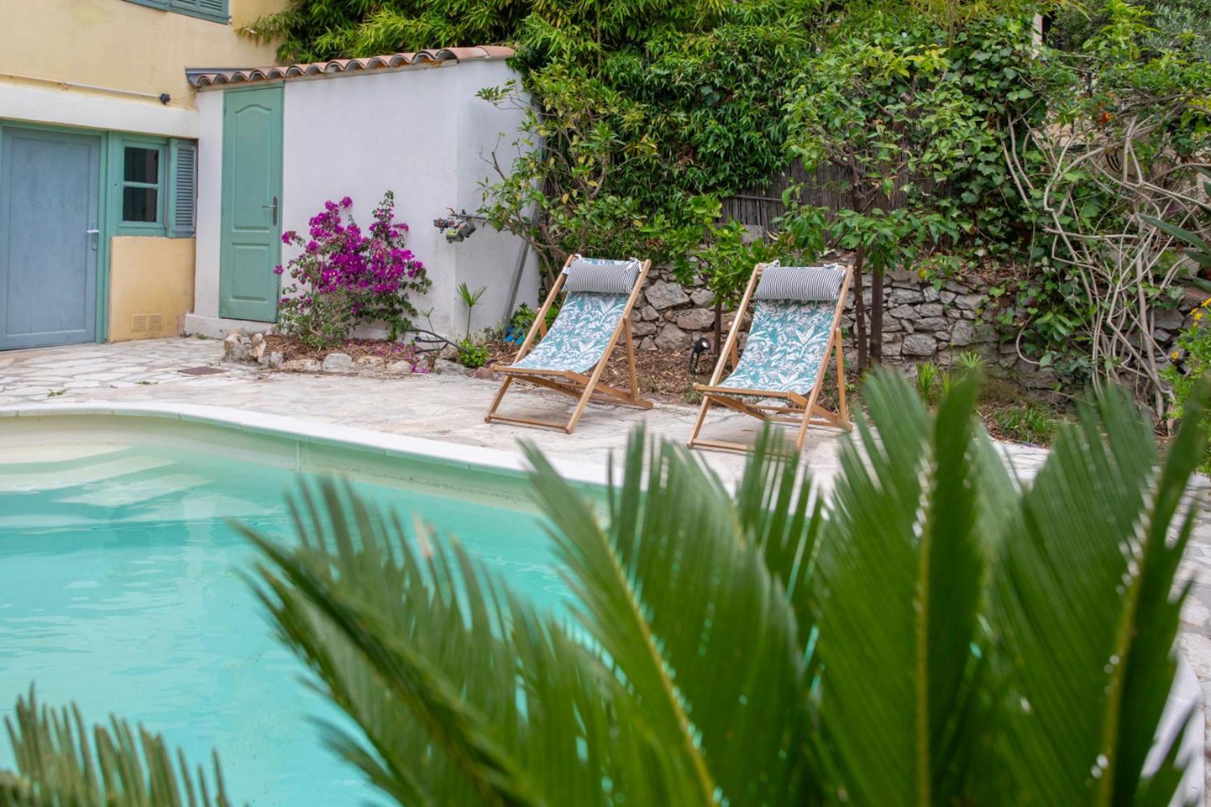 Villa C8 - Lovely House 4 Bdr - Pool, Ac, Garage & Wifi
