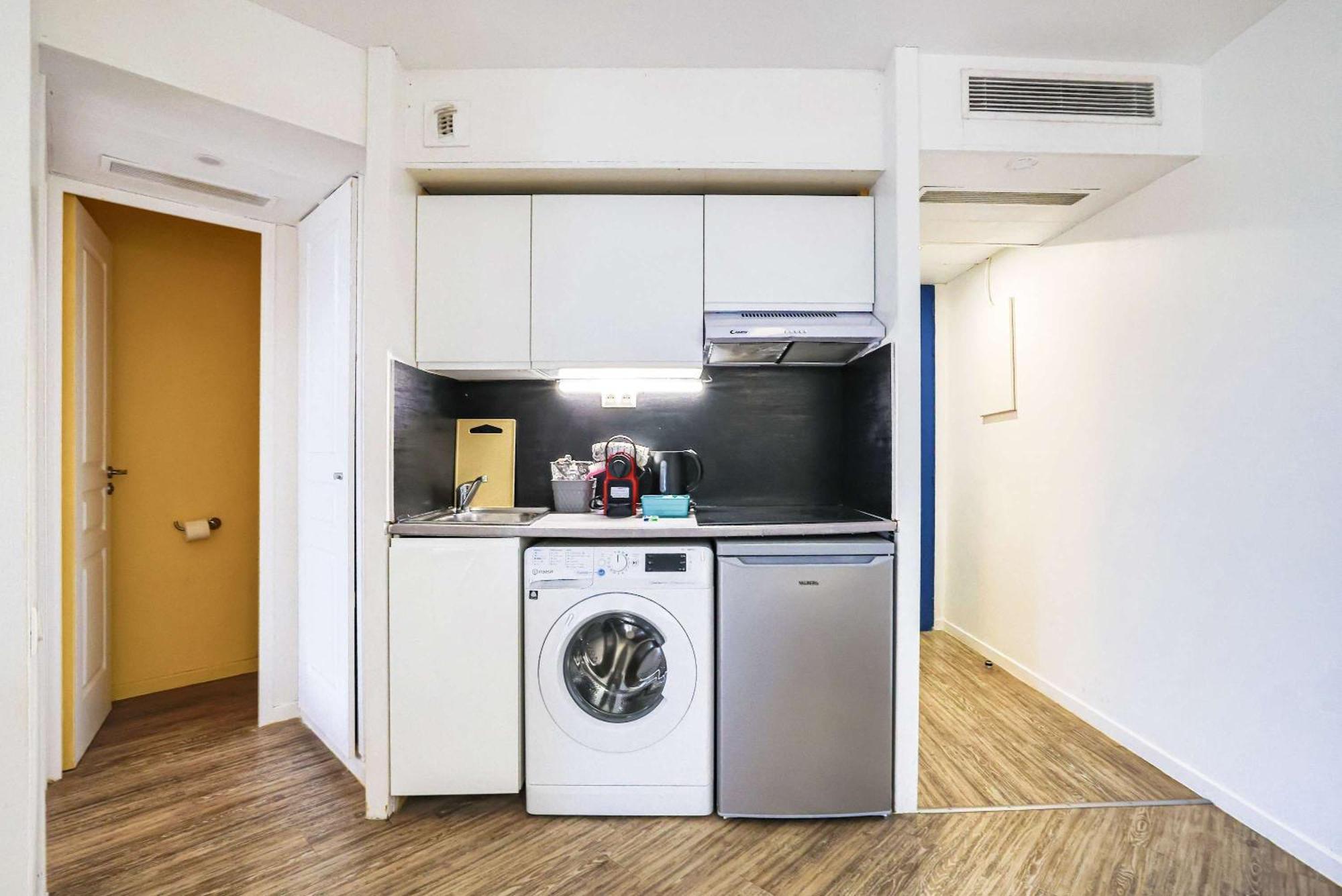 Le 199c - Lumineux Vue & Piscine Apartment