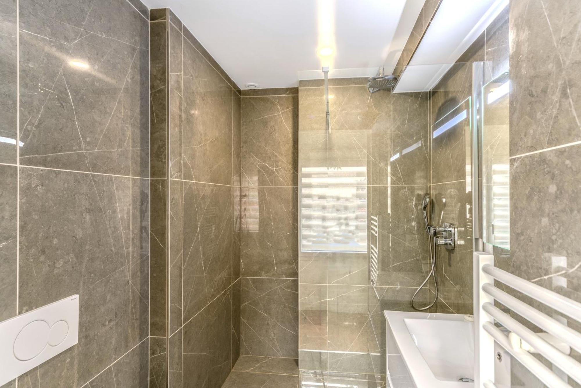 Luxurious Next To The Croisette And Palais Des Festivals Apartamento *