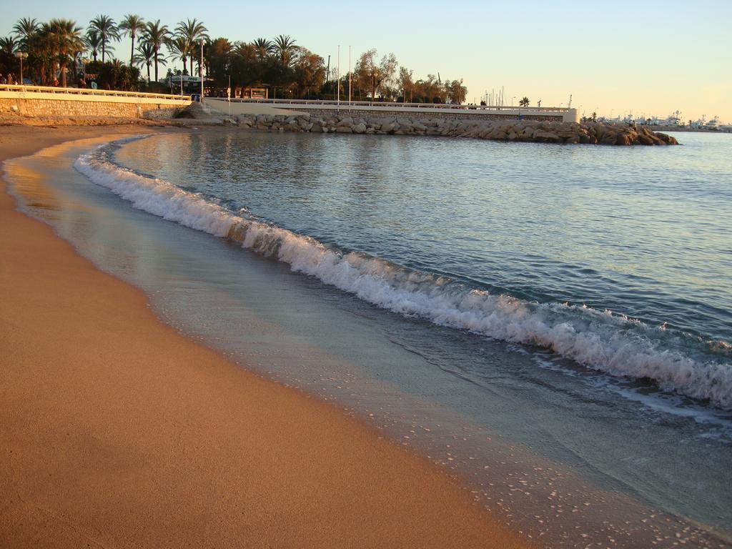 On The Croisette With Sea View