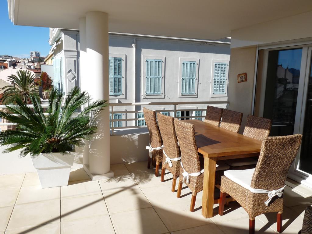 Superb Penthouse In Centre Of Stunning Views Air-conditioning Internet Near The Palais 532 * Cannes