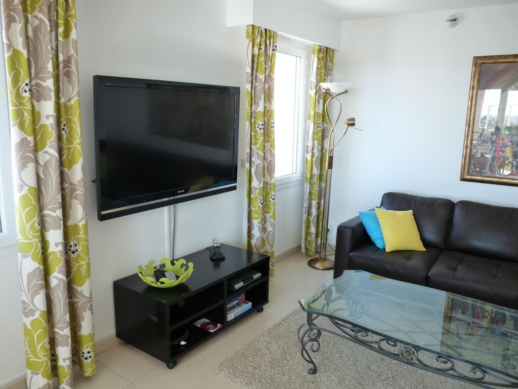 Superb Penthouse In Centre Of Stunning Views Air-conditioning Internet Near The Palais 532