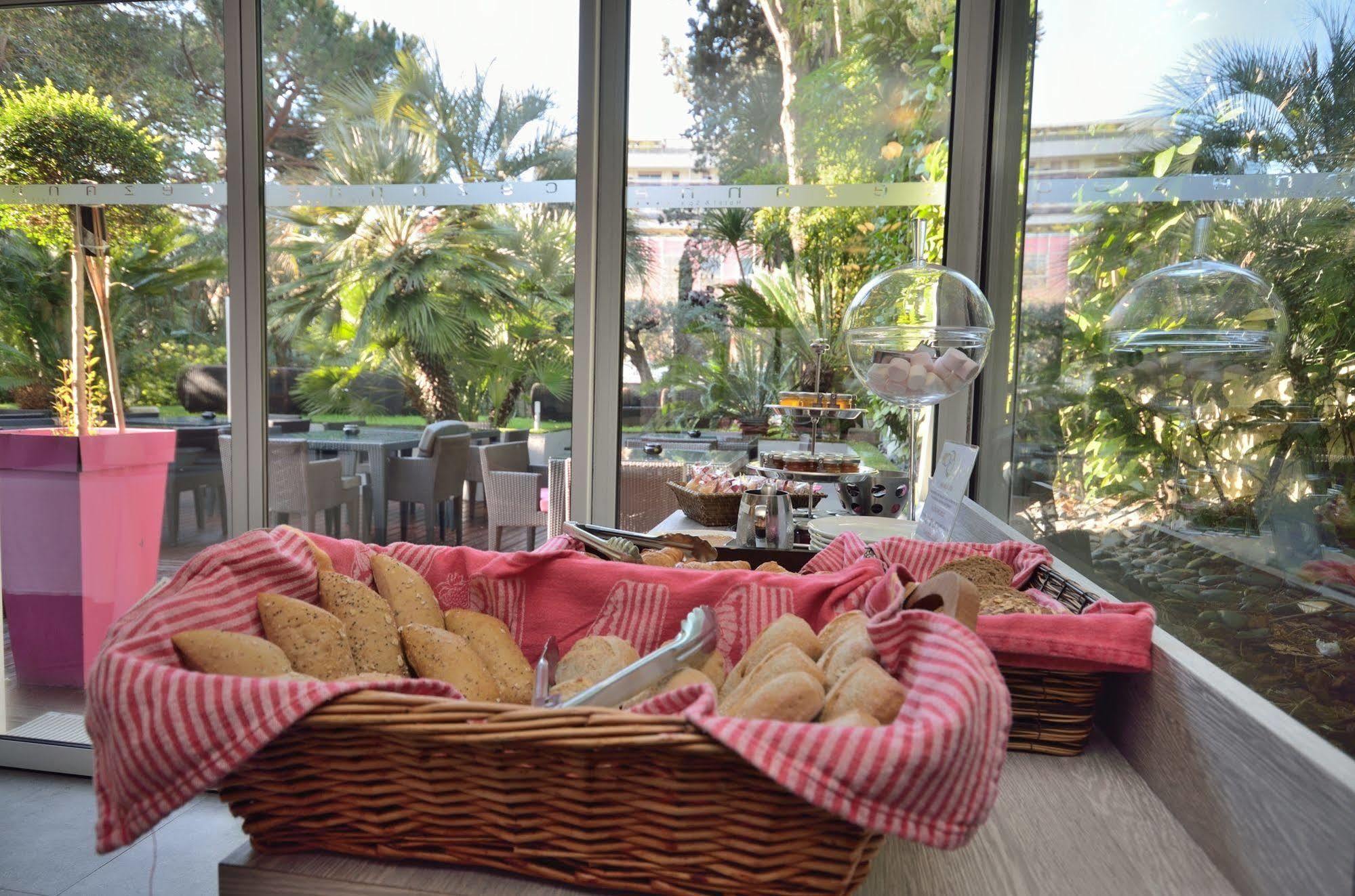 Hotel Cezanne 4*