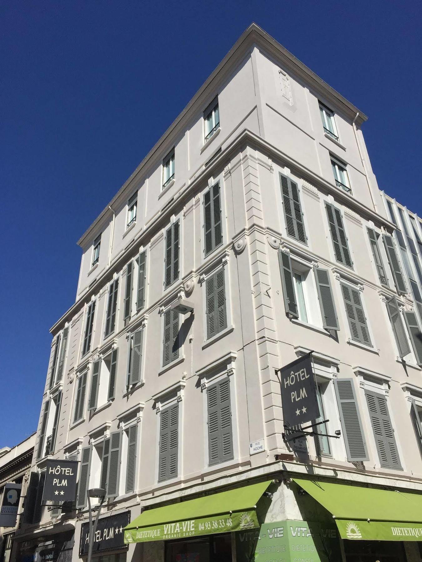 P.l.m. Hotel 2*