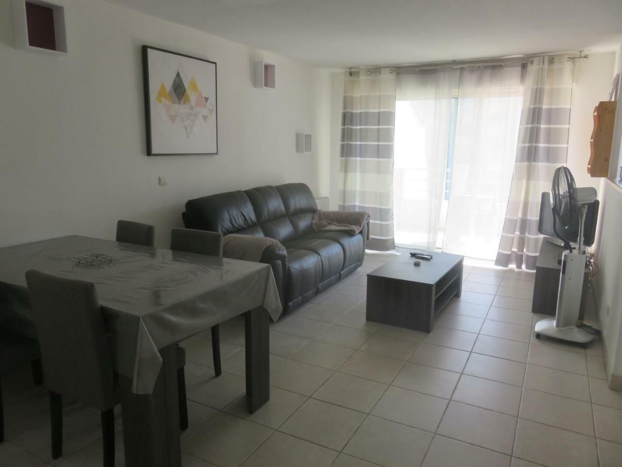 Veronica Apartment