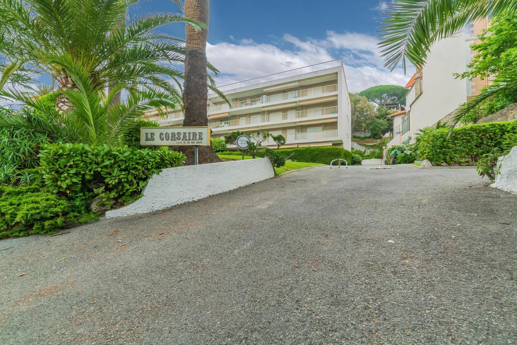Apartment Le Corsaire 0