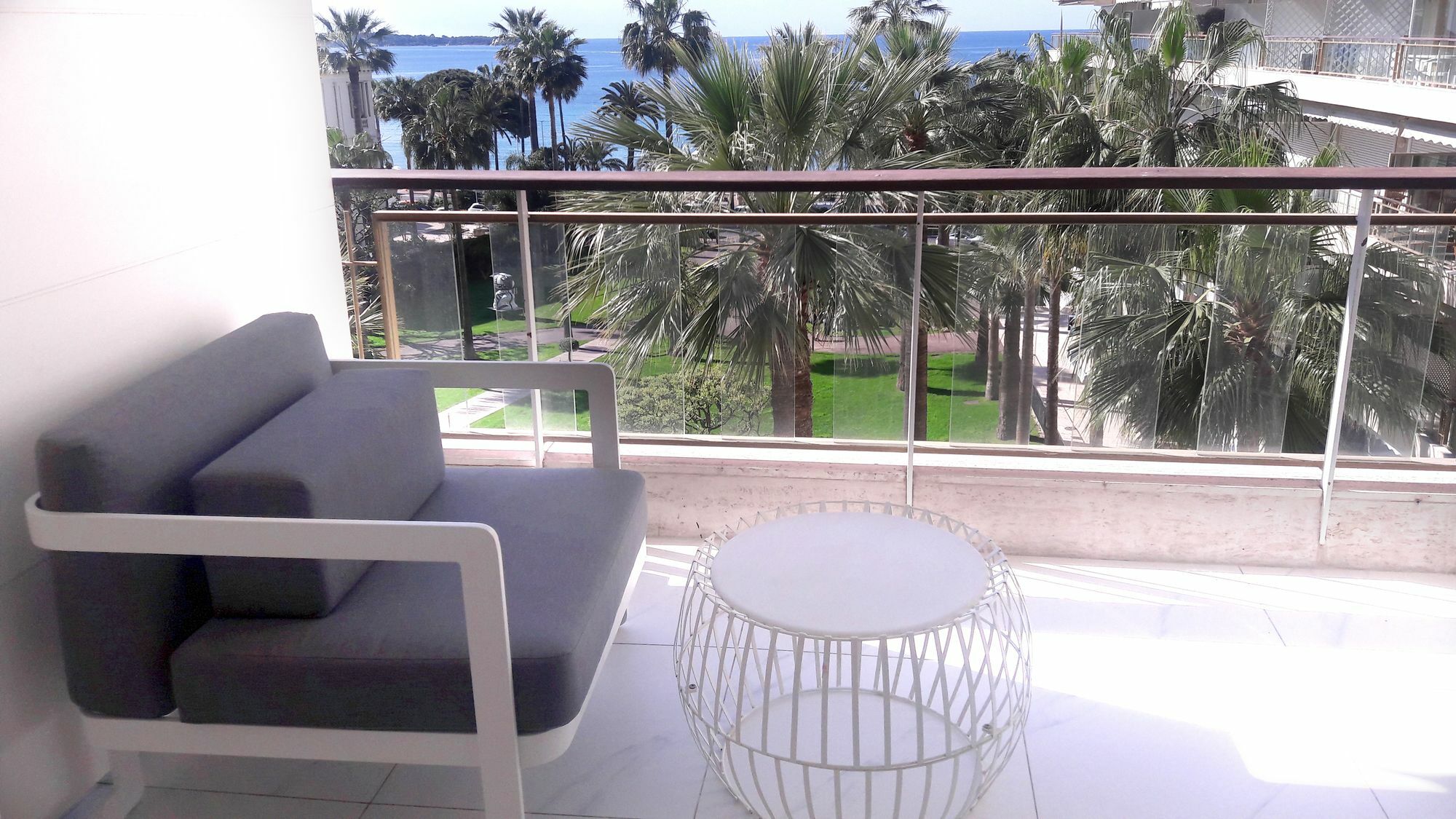 Apartment Luxurious 3 Bedroom At La Croisette Cannes