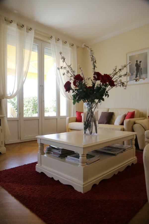 Du Midi Apartment