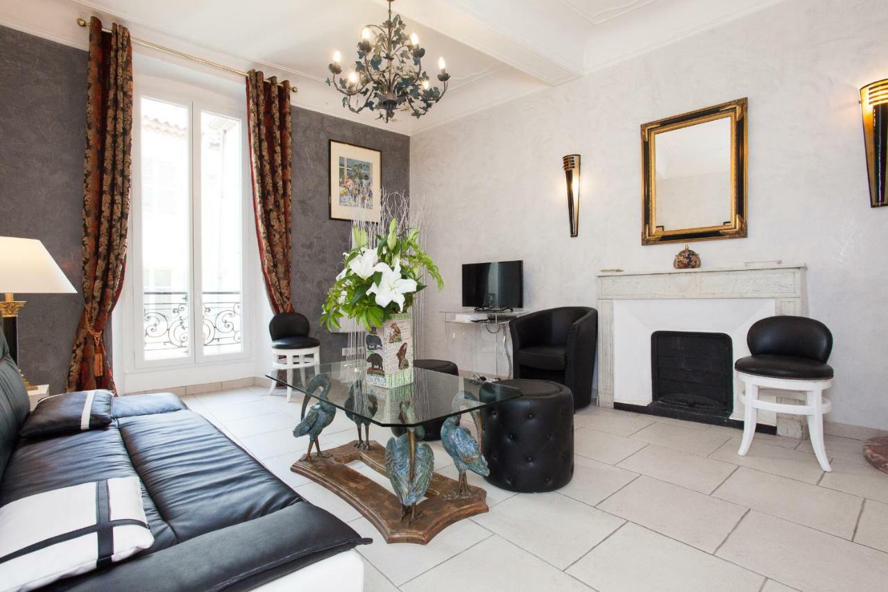90 Rue Meynadier * Cannes