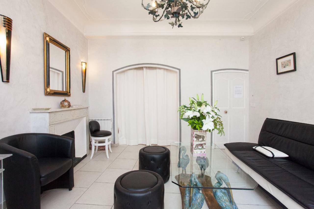 90 Rue Meynadier *