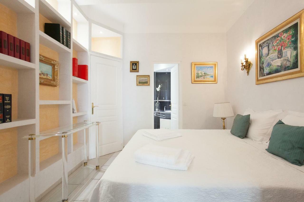 Apartment 90 Rue Meynadier *
