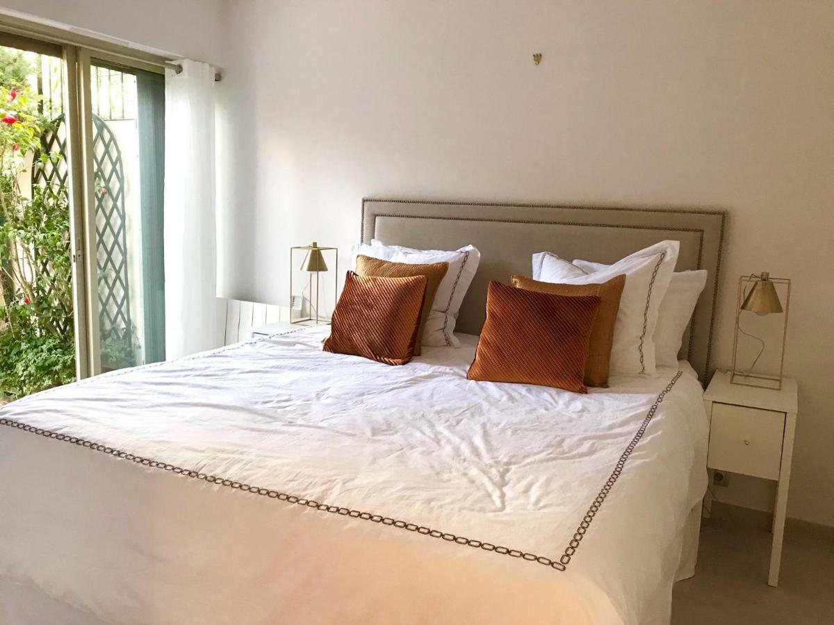 19 Rue Du Parc Alexandre Iii * Cannes