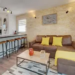 Immogroom - Renovated -Parking - Ac - Terraces