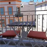 Studio Suquet Balcony 1 Min Beach, 10 Min Palais & Croisette Works