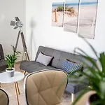 ++++ Renovated Cosy 50M2 Sunny Flat / Balcony / Close To Beach And To The Palais Des Festivals ++++