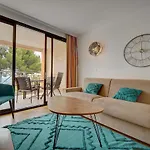 Immogroom - 2 Rooms - Renovated - Pool - Air Conditioning - Parking - Wifi