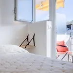 Luxurious 2-Room Apartment In Palm Beach