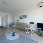 Apartment In A Residence With Swimming Pool Wifi