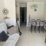 Appartement rdc en résidence avec piscine