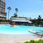 Appartement rdc en résidence avec piscine