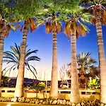 La Californie Views