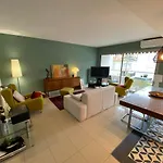 Grand Appartement De Style Avec Parking - Cannes